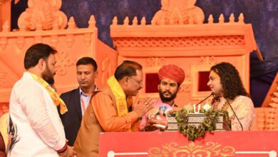 Shrimad Bhagwat Katha: Chief Minister Vishnu Dev Sai reached Hanuman temple ground Gudhiyari today to participate in 'Shrimad Bhagwat Katha'.