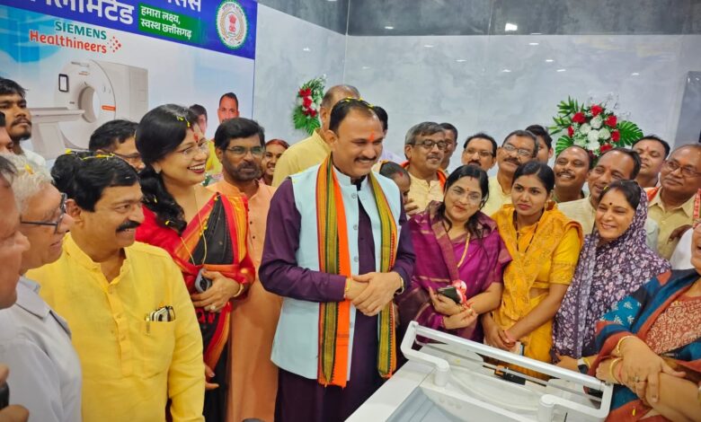 बालोद जिला अस्पताल में चार स्पेशलिस्ट डॉक्टरों की नियुक्ति जिससे लोगों को अब स्वास्थ्य सुविधा बेहतर मिलेगा। बालोद जिला अस्पताल में चार स्पेशलिस्ट डॉक्टरों की नियुक्ति जिससे लोगों को अब स्वास्थ्य सुविधा बेहतर मिलेगा।