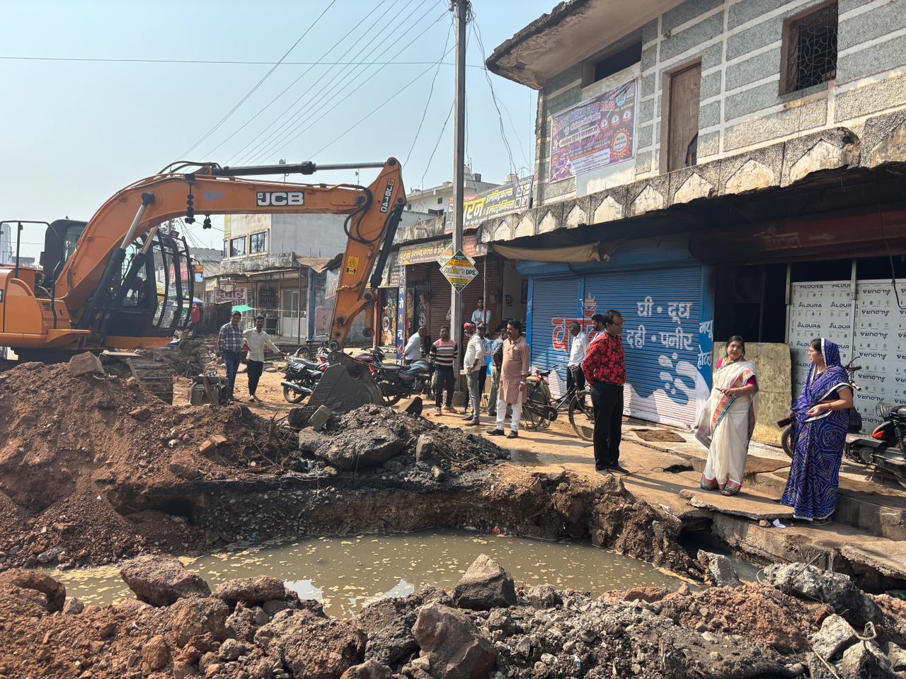 नपाध्यक्ष श्रीमती प्रतिभा संतोष चौधरी ने निर्माण कार्यों का औचक निरीक्षण किया गुणवत्ता के साथ शीघ्र पूर्णता के दिए निर्देश…