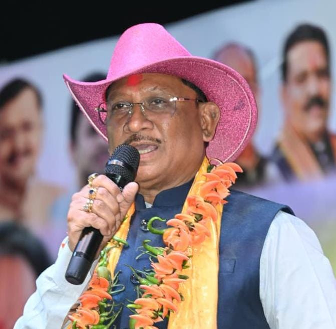 रंगों में घुला समरसता का संदेश: मुख्यमंत्री श्री विष्णु देव साय होली मिलन समारोह में हुए शामिल