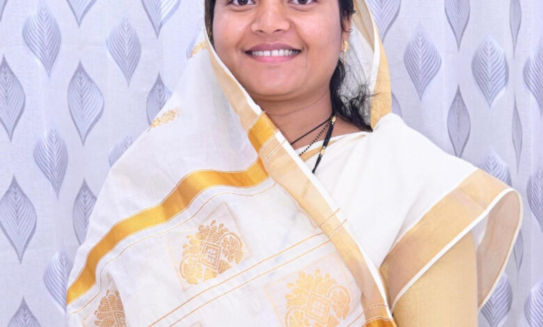 योजनाओं का लाभ उठाएं और अपनी समस्याओं का आवेदन देकर निराकरण कराएं : मंत्री श्री लखनलाल देवांगन