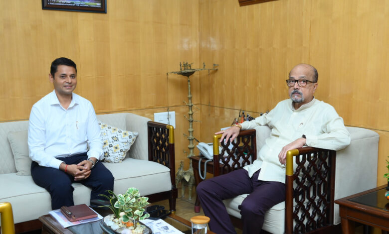 राज्यपाल श्री डेका ने पर्यटन स्थलों का विकास एवं सुविधाएं बढ़ाने के दिए निर्देश राज्यपाल श्री डेका ने पर्यटन स्थलों का विकास एवं सुविधाएं बढ़ाने के दिए निर्देश