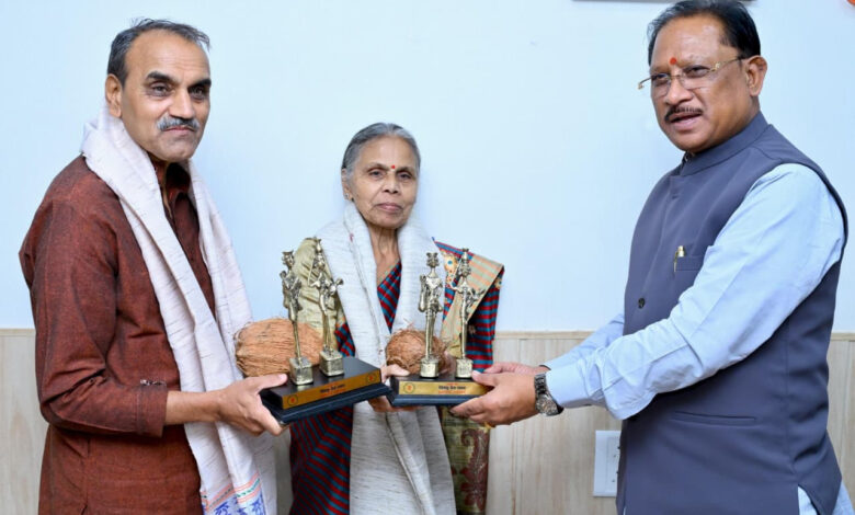 ’बस्तर और जनजातीय समाज के लिए चार दशक का समर्पण मानवता की असाधारण मिसाल: मुख्यमंत्री विष्णुदेव साय’