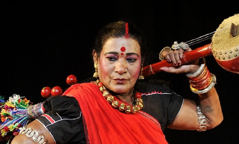 मुख्यमंत्री श्री विष्णुदेव साय ने पद्म विभूषण डॉ. तीजन बाई को विधानसभा में दी भावभीनी श्रद्धांजलि मुख्यमंत्री श्री विष्णुदेव साय ने पद्म विभूषण डॉ. तीजन बाई को विधानसभा में दी भावभीनी श्रद्धांजलि