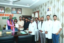 स्वास्थ्य मंत्री श्री श्याम बिहारी जायसवाल से मिले इंटर्न डॉक्टर, आंदोलन स्थगित करने का लिया निर्णय