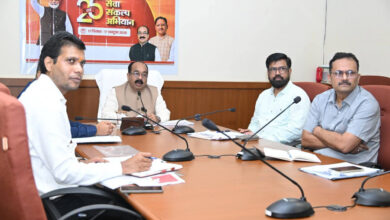 उप मुख्यमंत्री श्री अरुण साव ने ‘सेवा संकल्प अभियान’ की तैयारियों की समीक्षा की उप मुख्यमंत्री श्री अरुण साव ने ‘सेवा संकल्प अभियान’ की तैयारियों की समीक्षा की