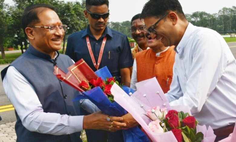 रायगढ़ पहुंचने पर मुख्यमंत्री श्री विष्णुदेव साय का हुआ भव्य स्वागत