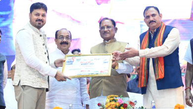 आयुर्वेद भारत की प्राचीन ज्ञान परंपरा की अमूल्य धरोहर, आधुनिक स्वास्थ्य सेवाओं के साथ भारतीय चिकित्सा पद्धतियों को भी दे रहे बढ़ावा – मुख्यमंत्री श्री विष्णुदेव साय
