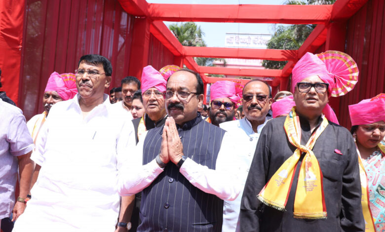 ’अखिल भारतीय तैलिक साहू महासभा के राष्ट्रीय अधिवेशन में मुख्य अतिथि के रूप में शामिल हुए उप मुख्यमंत्री श्री अरुण साव’