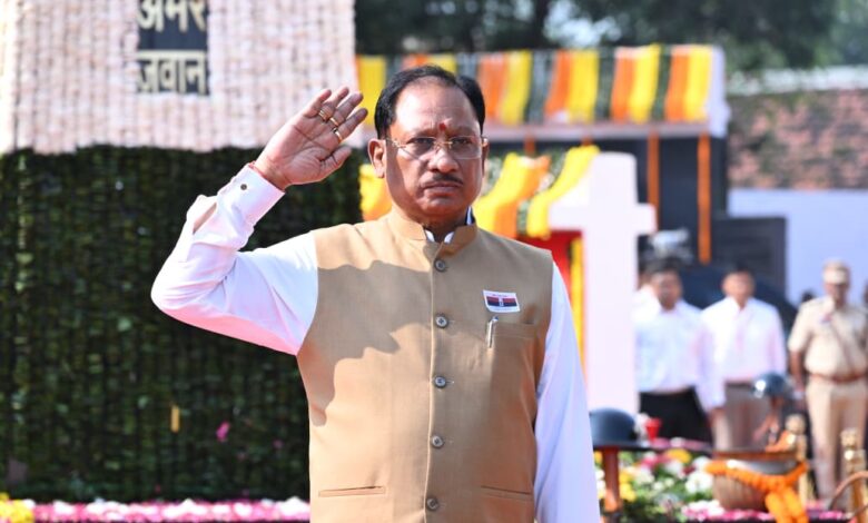 वीर जवानों के अदम्य साहस और सर्वाेच्च बलिदान से छत्तीसगढ़ में शांति और सुरक्षा का नया अध्याय: मुख्यमंत्री श्री विष्णु देव साय वीर जवानों के अदम्य साहस और सर्वाेच्च बलिदान से छत्तीसगढ़ में शांति और सुरक्षा का नया अध्याय: मुख्यमंत्री श्री विष्णु देव साय