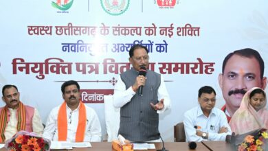 रोगियों की सेवा को पुण्य कार्य मानकर पूरी निष्ठा और संवेदनशीलता से निभाएं अपना दायित्व : मुख्यमंत्री श्री साय रोगियों की सेवा को पुण्य कार्य मानकर पूरी निष्ठा और संवेदनशीलता से निभाएं अपना दायित्व : मुख्यमंत्री श्री साय